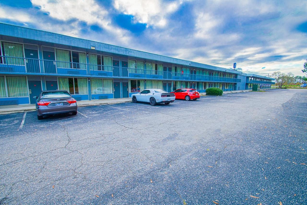 Oyo Hotel Battleboro Nc, I-95 Near Rocky Mount 外观 照片